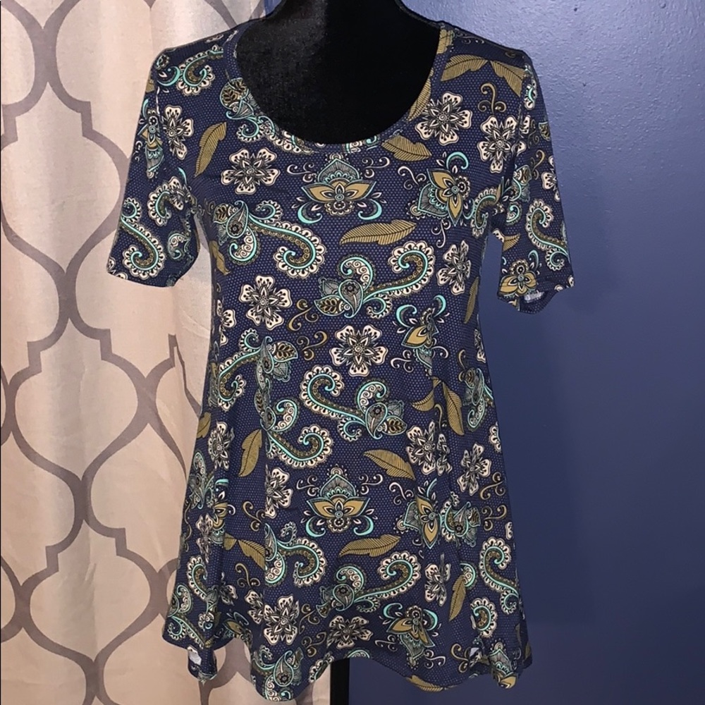 Lularoe perfect T